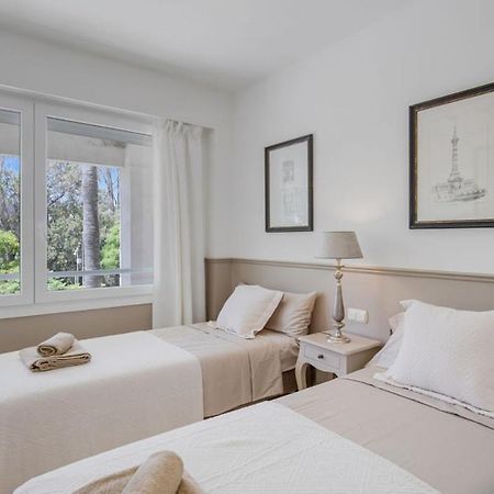 Beach-Line Apartment With 3 Bedrooms In 에스테포나 외부 사진